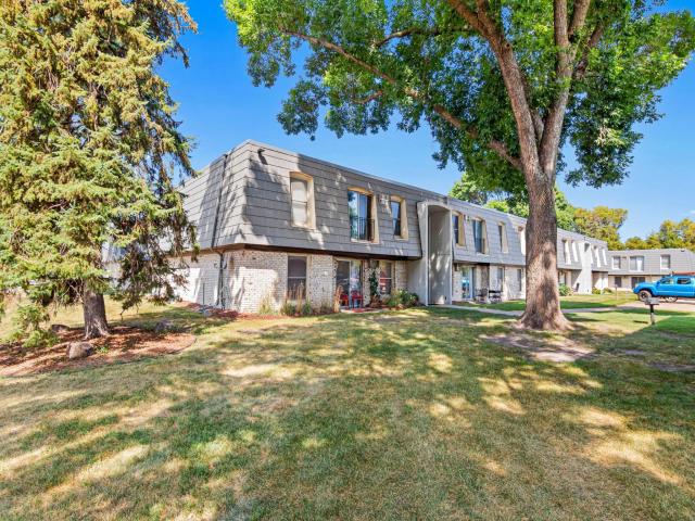 814 9th Avenue S Unit 4 Hopkins MN 55343 - MLS# 7125911