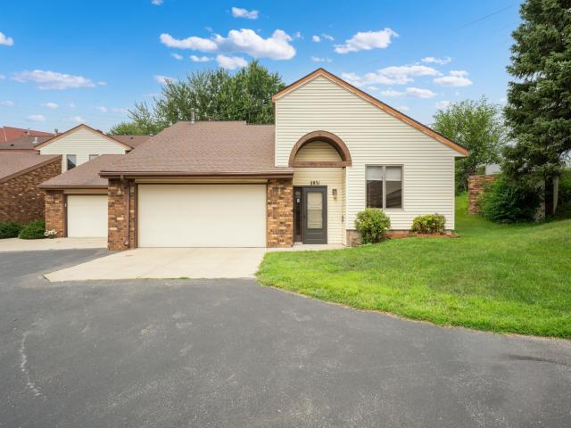 2831 26th Street NW Rochester MN 55901 - MLS# 7126137