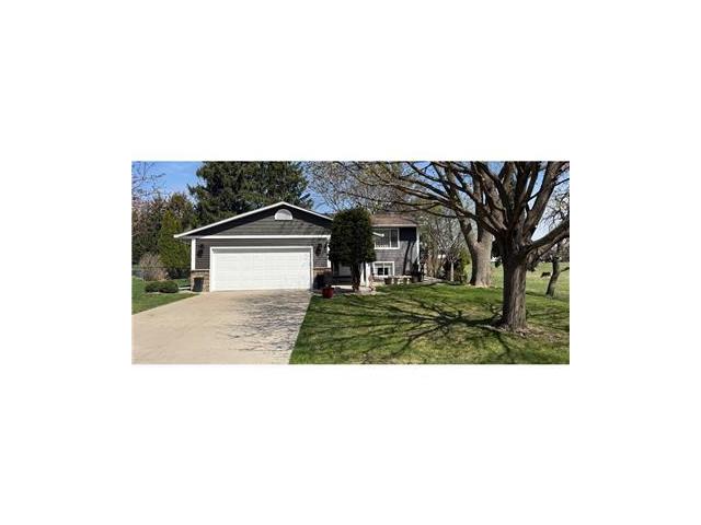 7470 Upper 26th Street Oakdale MN 55128 - MLS# 7126171