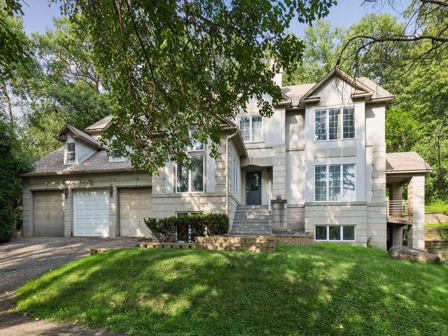 3215 Hazelwood W Minnetonka MN 55391 - MLS# 7126314