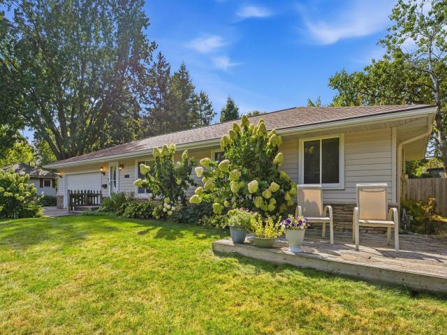 1325 Sumter Avenue N Golden Valley MN 55427 - MLS# 7126330