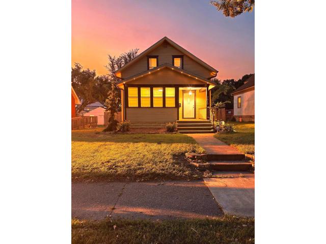 2619 James Avenue N Minneapolis MN 55411 - MLS# 7126428