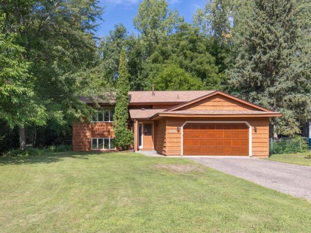 135 Pleasant Lane E Excelsior MN 55331 - MLS# 7126431
