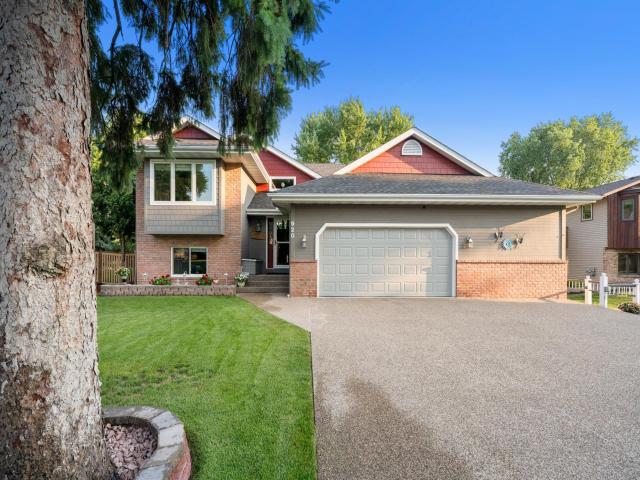 920 100th Lane NE Blaine MN 55434 - MLS# 7126447