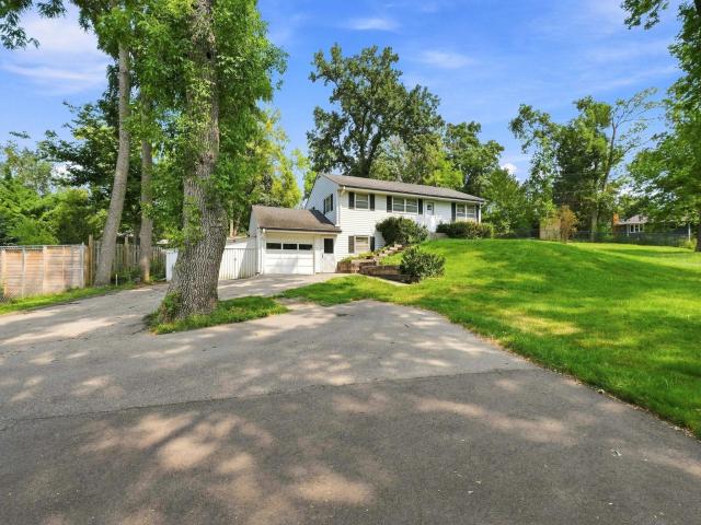 17924 Bell Circle W Minnetonka MN 55345 - MLS# 7126568
