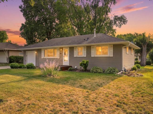 2005 Maple Street Hastings MN 55033 - MLS# 7126581