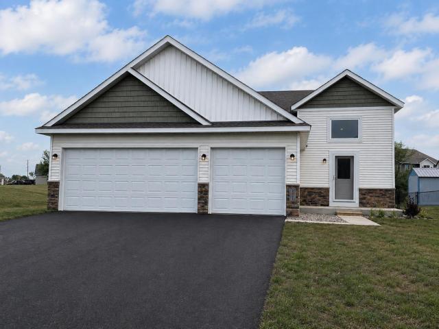 2021 Legacy Drive Faribault MN 55021 - MLS# 7126645