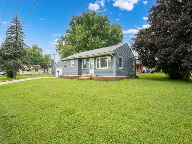 311 4th Avenue SE Stewartville MN 55976 - MLS# 7126660