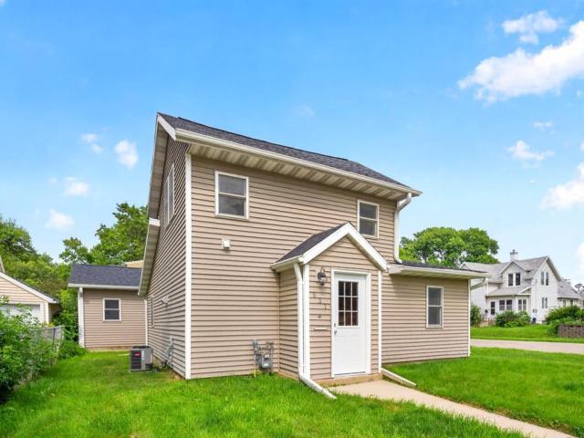 537 3rd Avenue NW Rochester MN 55901 - MLS# 7126688