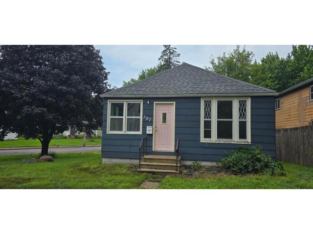 507 Pleasant Avenue Albert Lea MN 56007 - MLS# 7126779