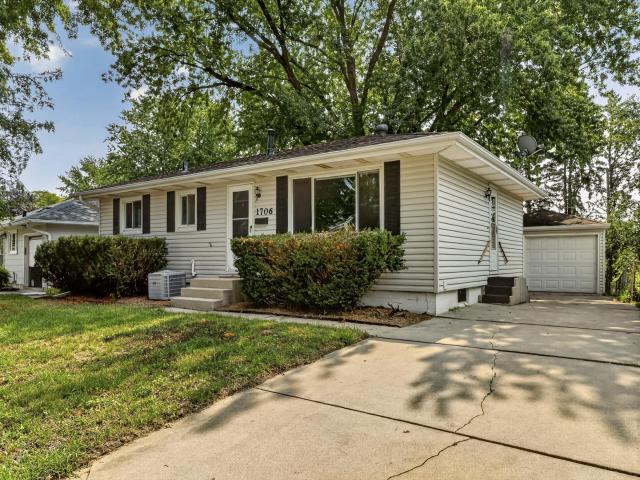 1706 34th Street NW Rochester MN 55901 - MLS# 7126980