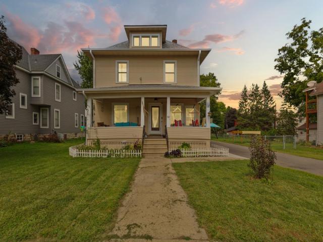 422 1st Street NW Faribault MN 55021 - MLS# 7127006