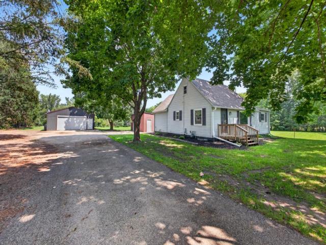 3225 Pinewood Road SE Rochester MN 55904 - MLS# 7127085