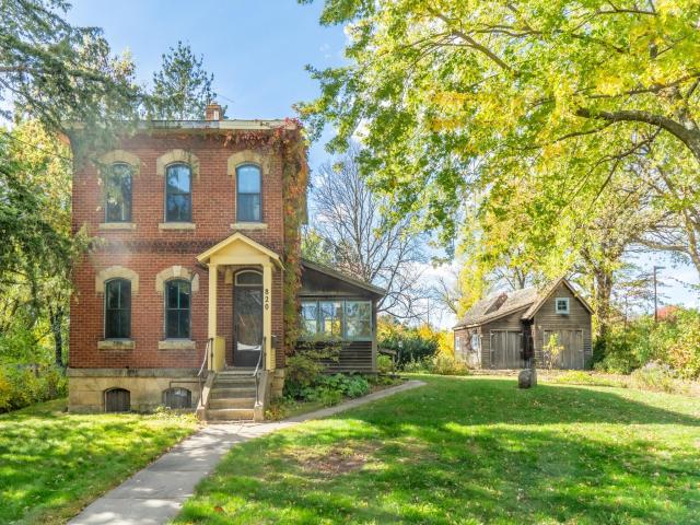 820 Owens Street N Stillwater MN 55082 - MLS# 7127095