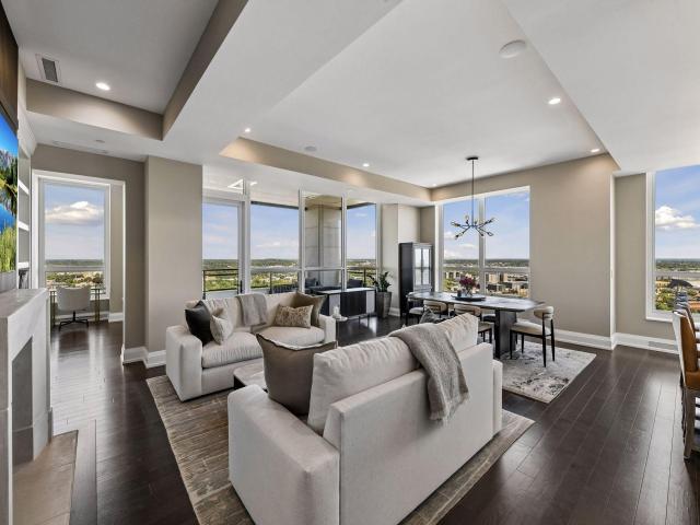 1111 W River Parkway Unit 32C Minneapolis MN 55415 - MLS# 7127232