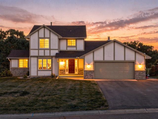 2331 Schoolmaster Drive Chaska MN 55318 - MLS# 7127293