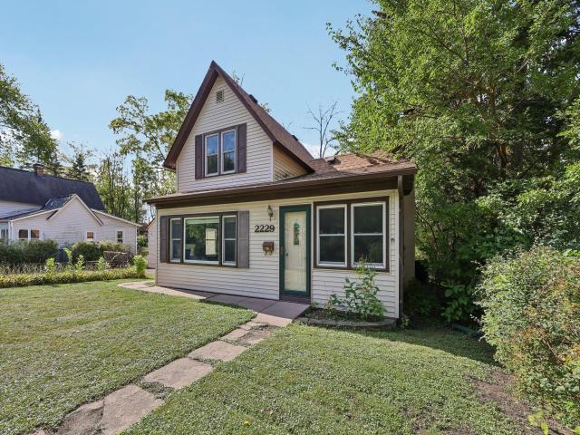 2229 Oak Hill Place North Saint Paul MN 55109 - MLS# 7127306