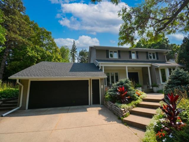 776 Upper Colonial Drive Mendota Heights MN 55118 - MLS# 7127308