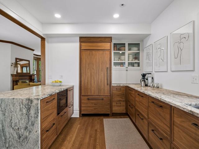2432 W 24th Street Minneapolis MN 55405 - MLS# 7127326