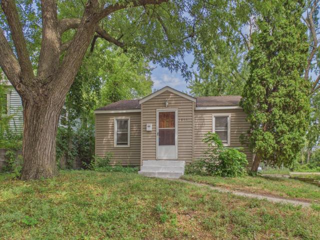 1853 Taylor Avenue Saint Paul MN 55104 - MLS# 7127454