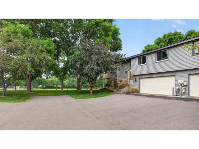 7205 Pontiac Circle Chanhassen MN 55317 - MLS# 7127481