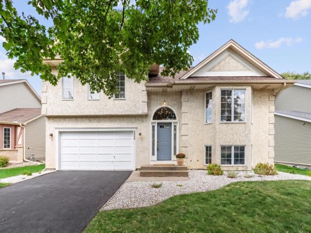 8632 Seasons Court Woodbury MN 55125 - MLS# 7127521