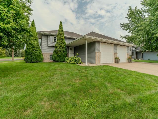 653 Grayhawk Dr Mankato MN 56001 - MLS# 7127538