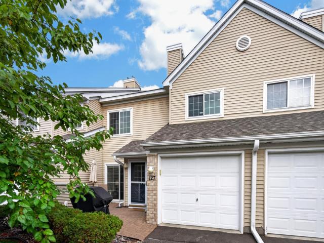 2210 Ranchview Lane N Unit 127 Plymouth MN 55447 - MLS# 7127577
