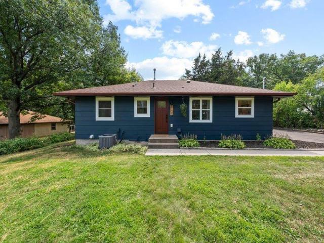 8124 Mount Curve Boulevard Brooklyn Park MN 55445 - MLS# 7127730