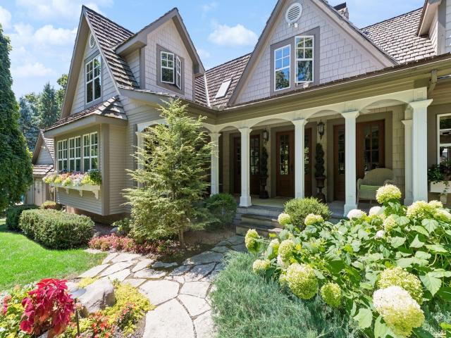 6880 Lotus Trail Chanhassen MN 55317 - MLS# 7127757