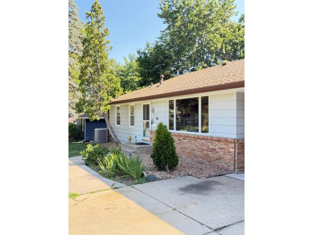 8625 Poplar Bridge Curve Bloomington MN 55437 - MLS# 7127788