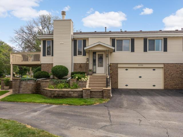 5205 Beachside Drive Minnetonka MN 55343 - MLS# 7127795