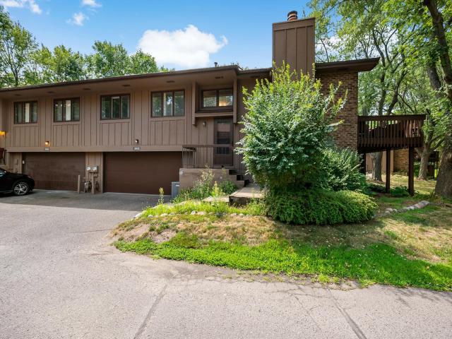 2632 Aspen Court White Bear Lake MN 55110 - MLS# 7127805