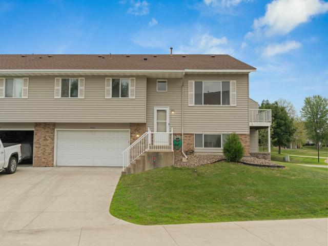 15831 Gooseberry Way Apple Valley MN 55124 - MLS# 7127862
