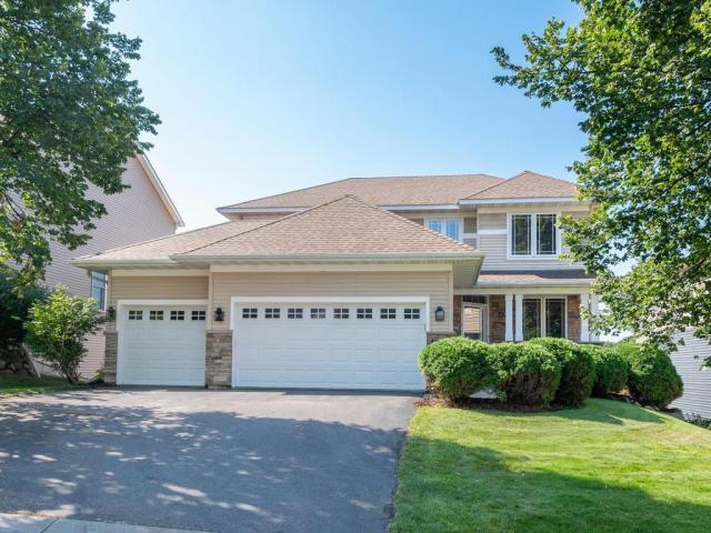 1511 Pembroke Pass Chanhassen MN 55317 - MLS# 7128007
