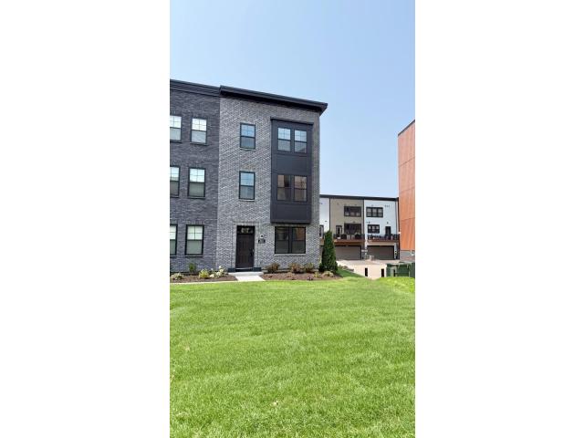 845 Sweetwater Drive Saint Paul MN 55116 - MLS# 7128019