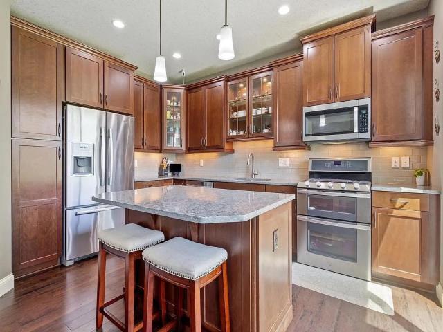 12037 84th Way N Maple Grove MN 55369 - MLS# 7128070