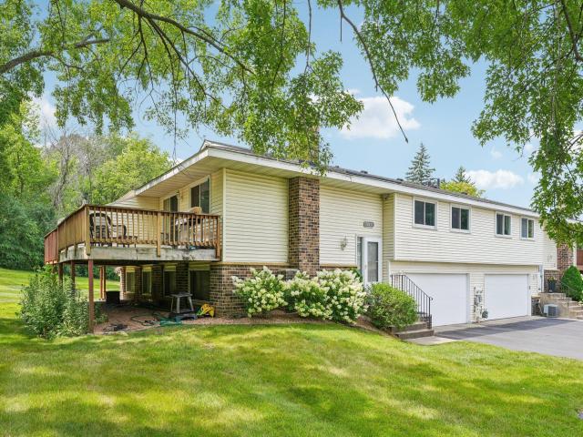 12311 Oak Leaf Court Burnsville MN 55337 - MLS# 7128116