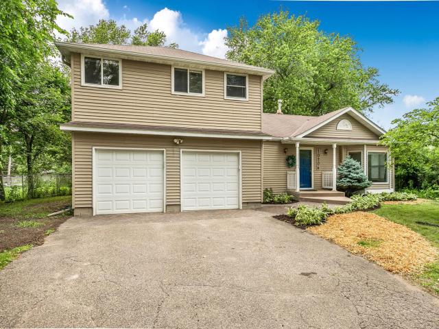 10206 Lakeview Drive W Minnetonka MN 55305 - MLS# 7128221