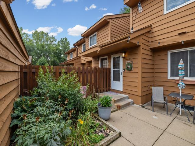 3253 Evergreen Drive Eagan MN 55121 - MLS# 7128281