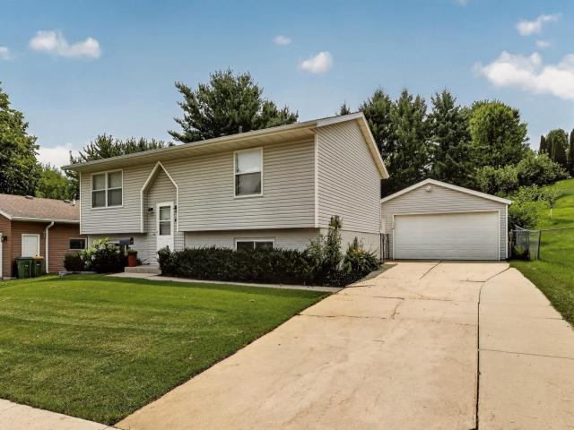 4150 Valley Drive NW Rochester MN 55901 - MLS# 7128468