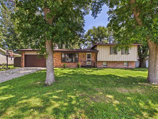 1506 Elm Street Albert Lea MN 56007 - MLS# 7128574