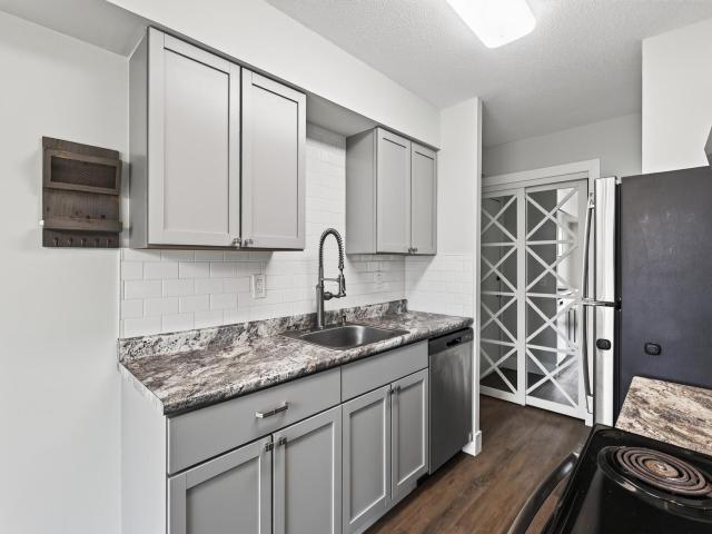 810 6th Street S Unit 1 Hopkins MN 55343 - MLS# 7128583
