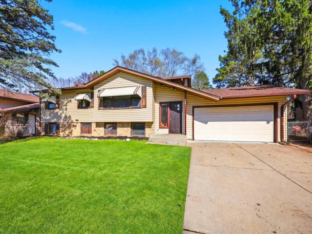 182 Faye Street Saint Paul MN 55119 - MLS# 7128630
