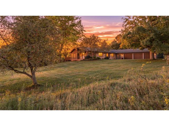 5720 Glencroft Lane SW Rochester MN 55902 - MLS# 7128651