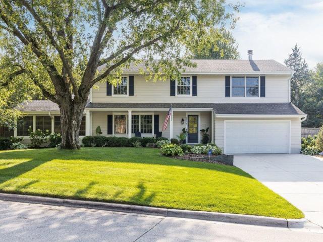 4801 Larkspur Lane Edina MN 55435 - MLS# 7128794