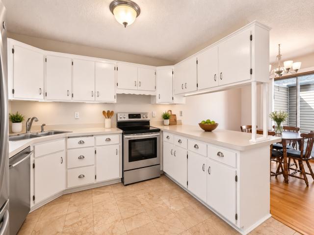 4505 Orchid Circle Plymouth MN 55446 - MLS# 7129044