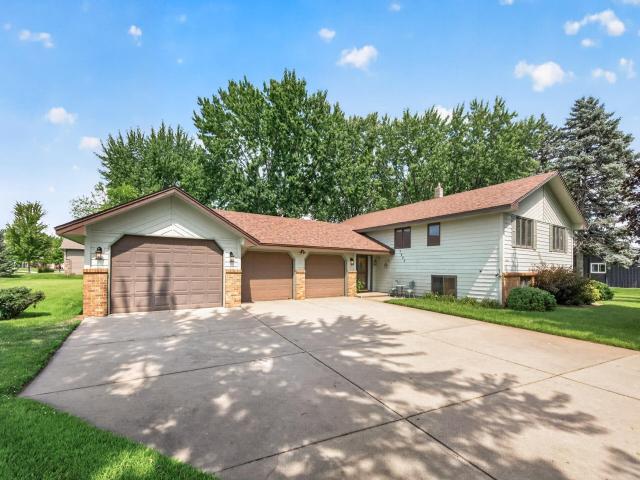 3800 101st Avenue N Brooklyn Park MN 55443 - MLS# 7129067
