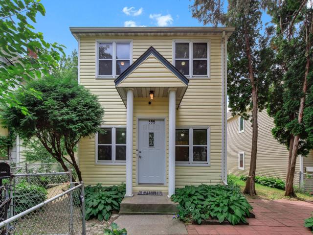896 4th Street E Saint Paul MN 55106 - MLS# 7129075