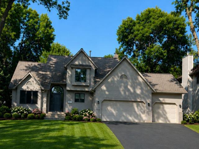 1381 Interlachen Drive Eagan MN 55123 - MLS# 7129236
